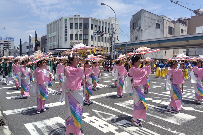 第60回鳥取しゃんしゃん祭「鈴の音フェスタ（傘踊りパレード）」（2024年）