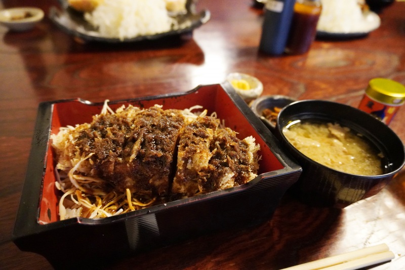 ソースかつ丼