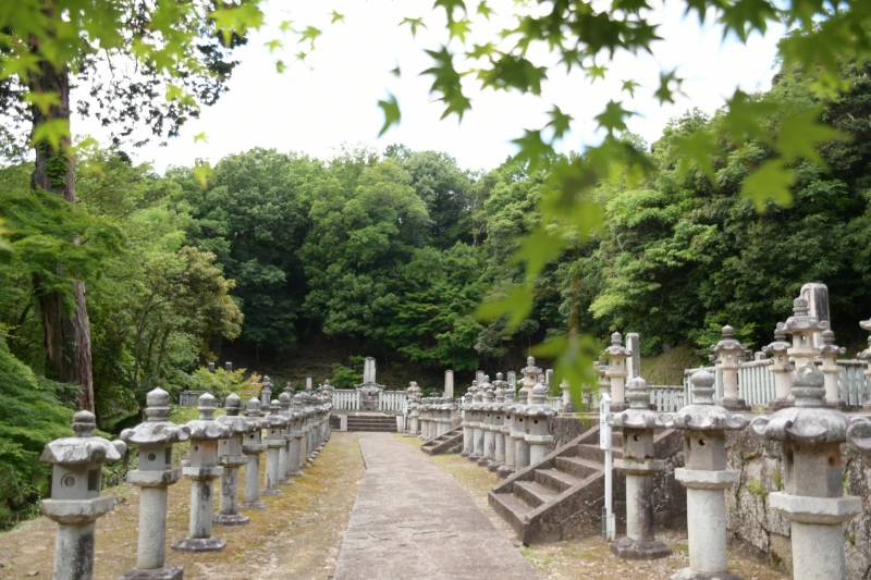 鳥取藩主池田家墓所（国府町）