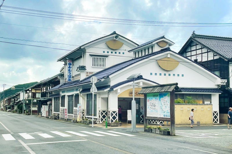 共同浴場 ゆかむり温泉