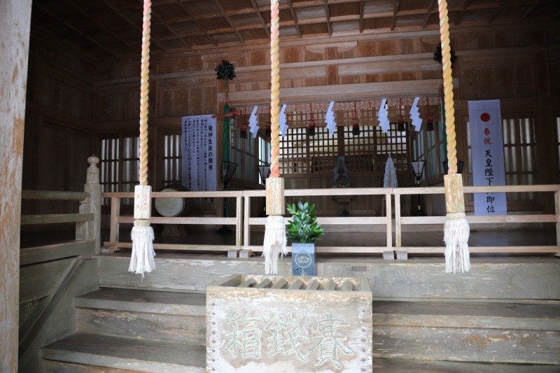 若桜神社拝殿